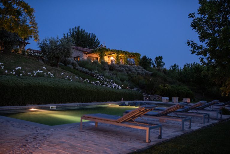 Sogno farmhouseoutdoor pool at night