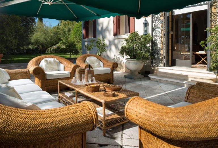 Il galero outdoor patio