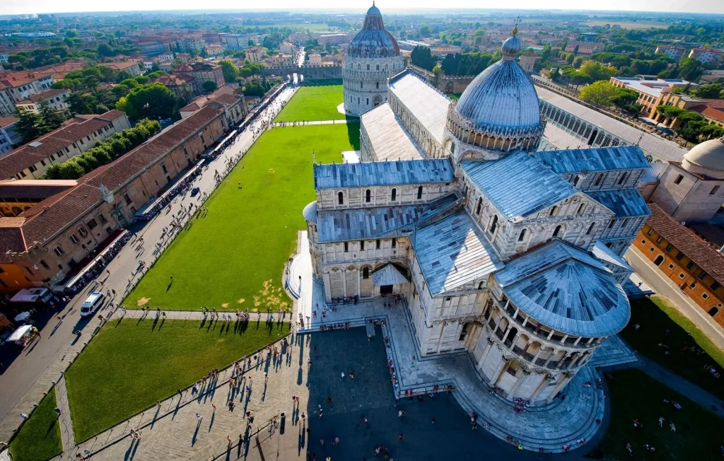 kids-lucca-view-from-leaning-tower.jpg