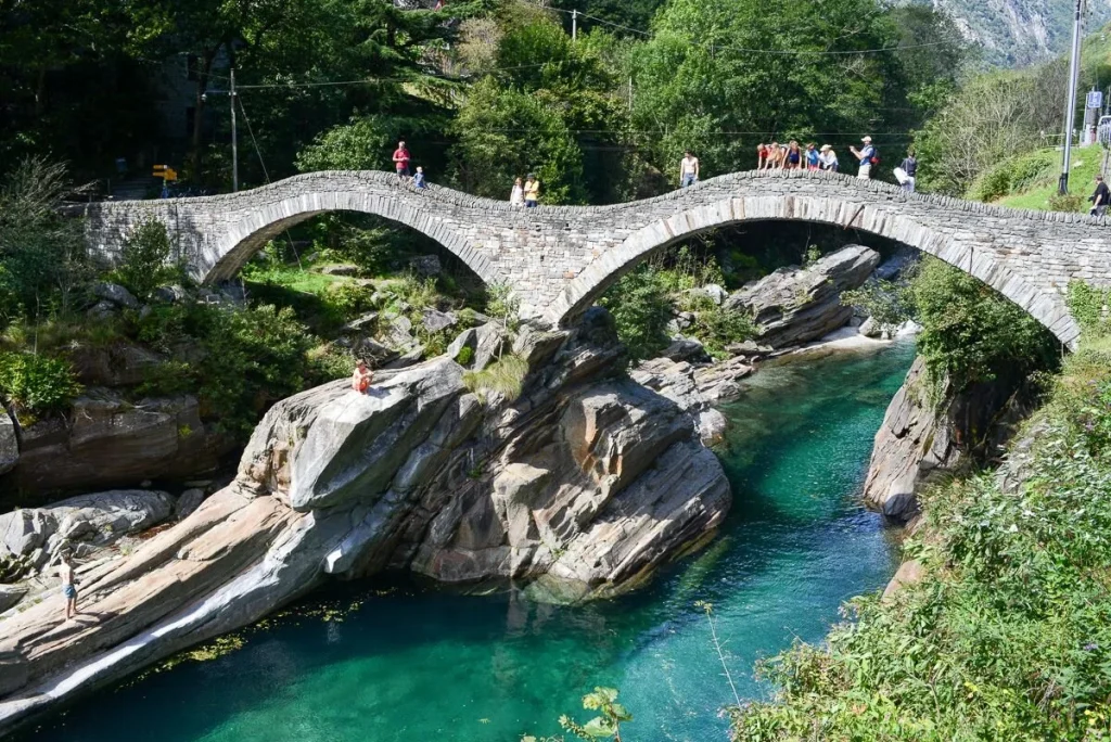 lakes-daytrips-lavertezzo-switzerland-roman-bridge-italian-part-of-switzerland.jpg