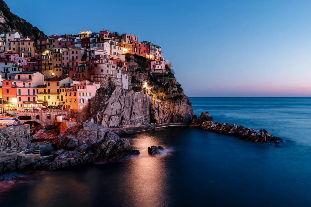 Manarola at dusk — exploring Cinque Terre