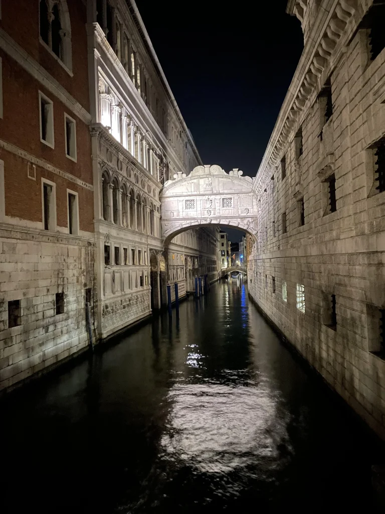 the bridge of sighs romantic venice