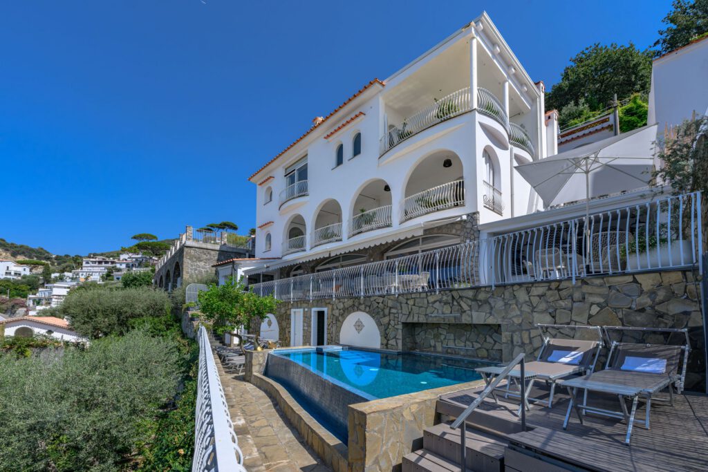 Villa Lika