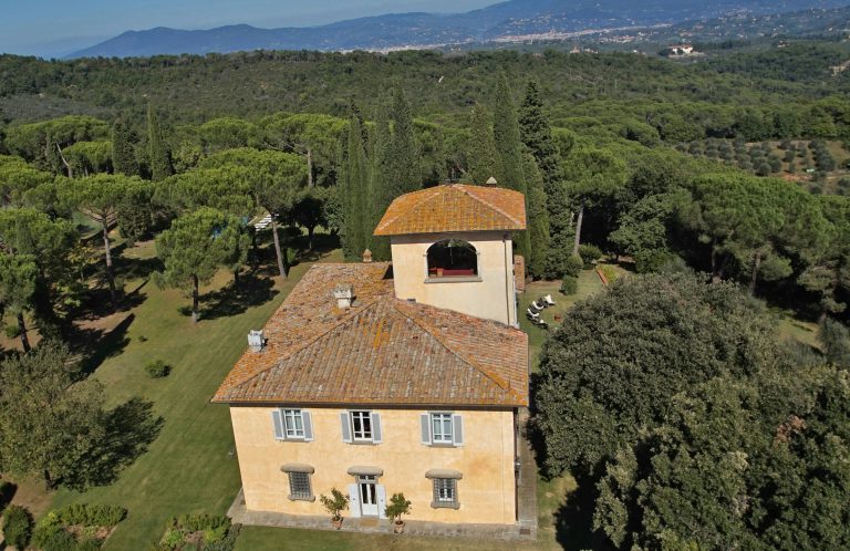 Villa Tavernaccia — The villa among umbrella pines