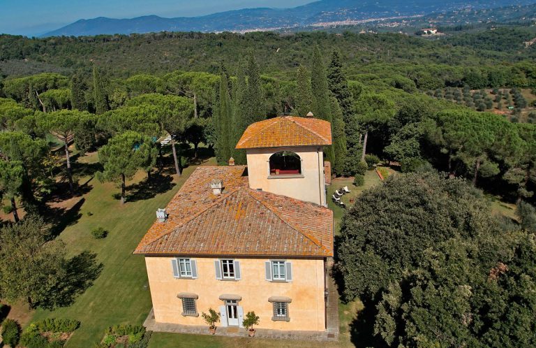 Villa Tavernaccia — The villa from above