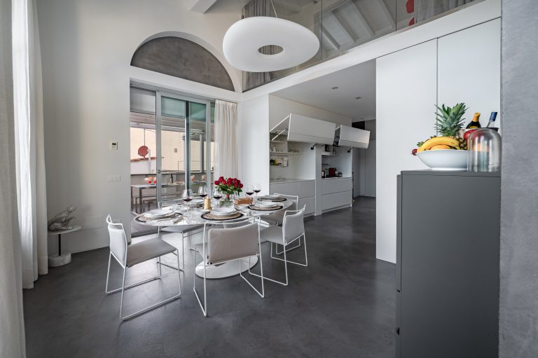 Villa Florbianca, Florence — Open-plan living and dining