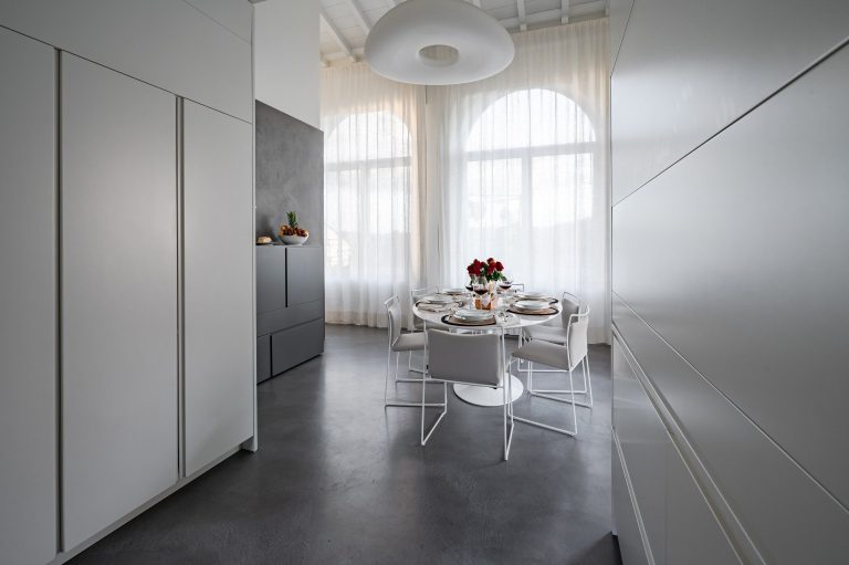 Villa Florbianca, Florence — Kitchen and dining