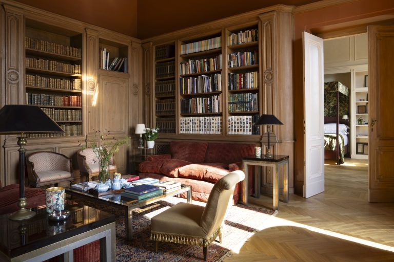 Palazzo Sarzana-Fici — Library