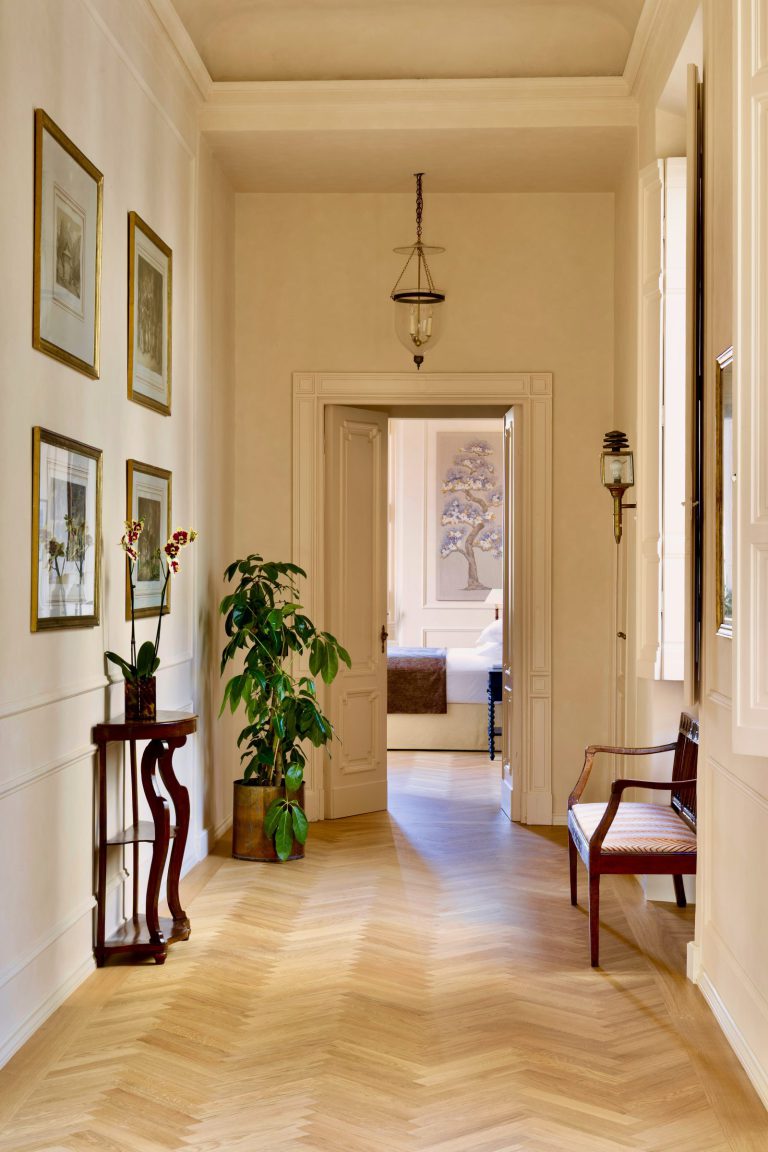Palazzo Sarzana-Fici — Corridor