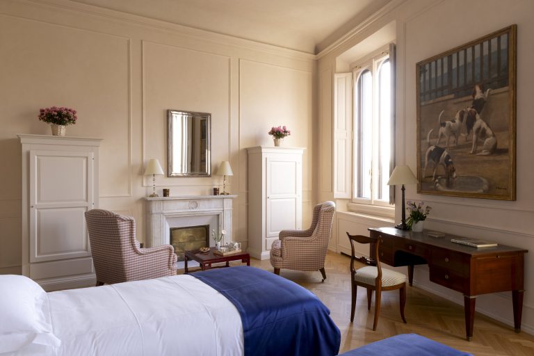 Palazzo Sarzana-Fici — Twin bedroom