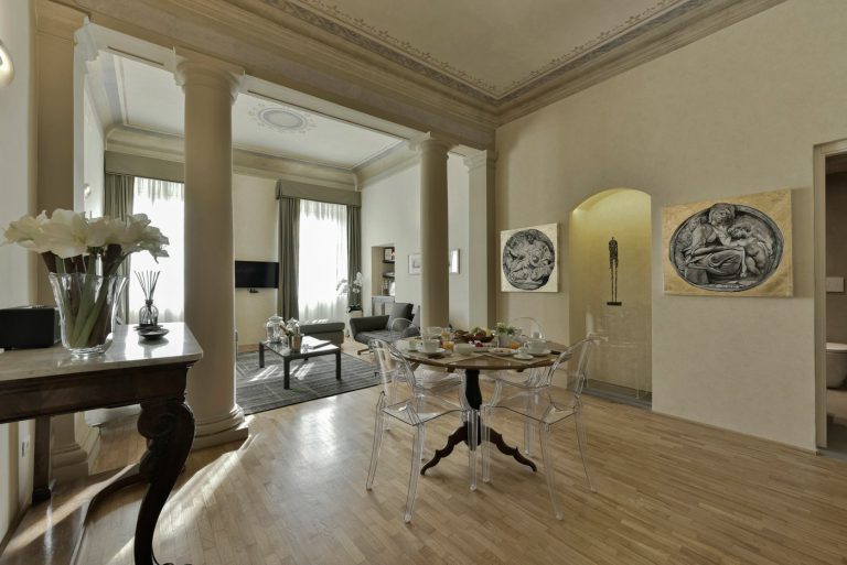 Villa Scudo, Florence — Living room with columns