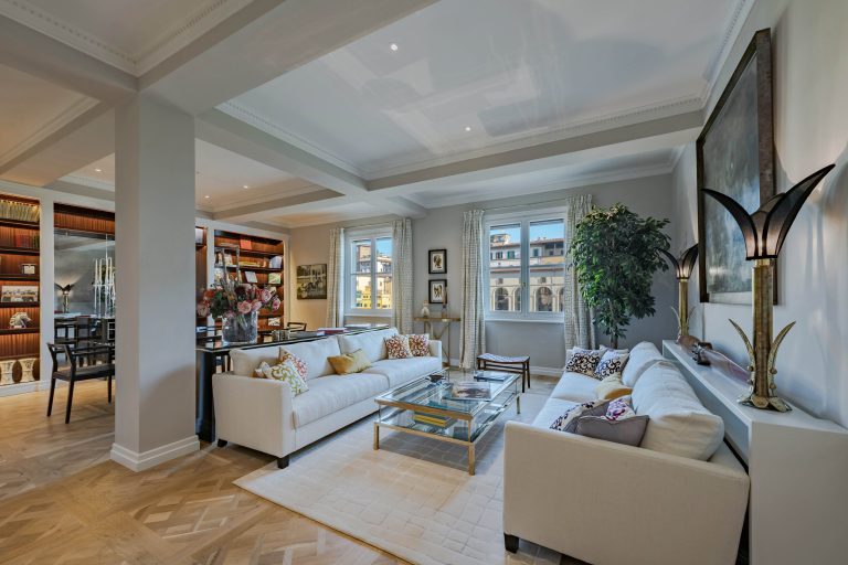 Villa Turan, Florence — Living room