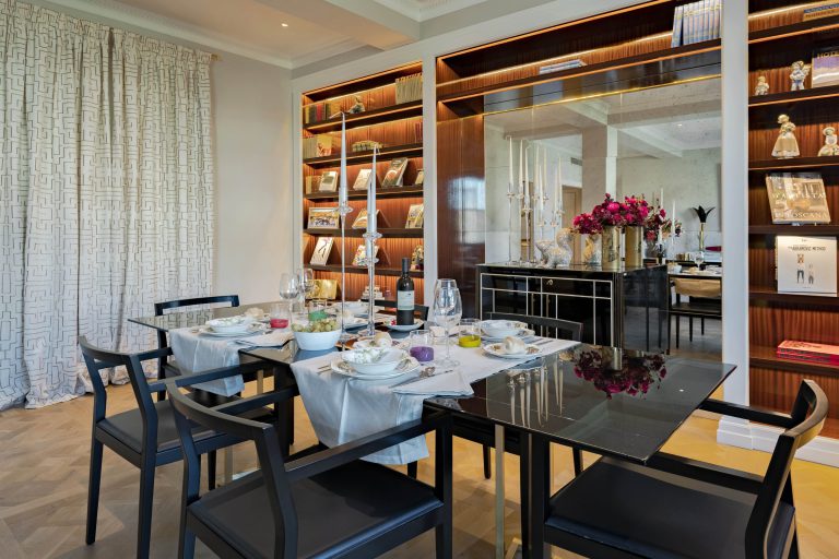 Villa Turan, Florence — Dining table