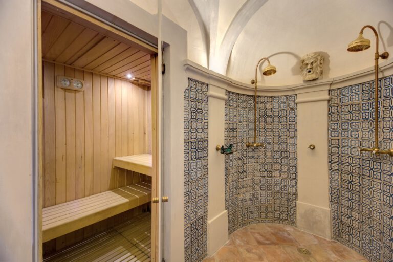Villa Dorata — Interior