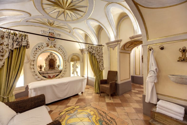Villa Dorata — Interior